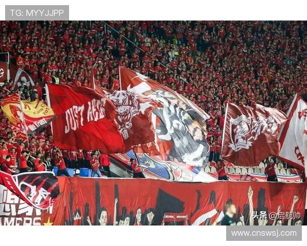 广州足球队配合变革引发热议球迷期待新战术带来胜利曙光 广州足球队配合变革引发热议球迷期待新战术带来胜利曙光